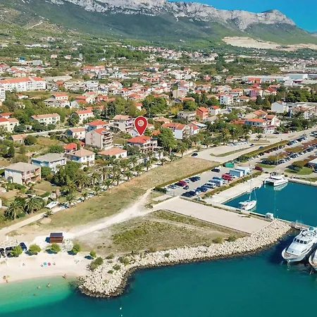Будинок відпочинку In Kastel Gomilica With Sauna Каштела