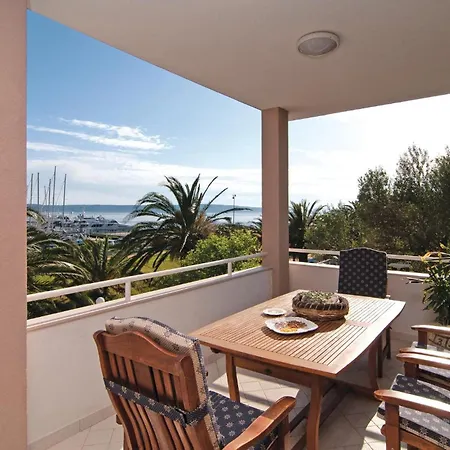 Awesome In Kastel Gomilica * Каштела