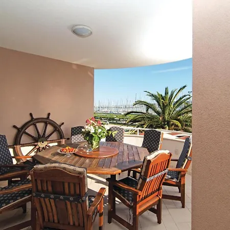 Awesome In Kastel Gomilica * Каштела