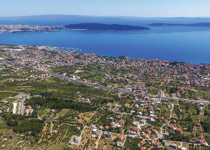 Awesome In Kastel Gomilica * Kaštela